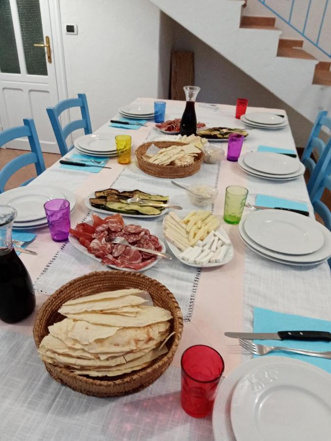 Locanda B&B Dandana 오르고솔로 외부 사진